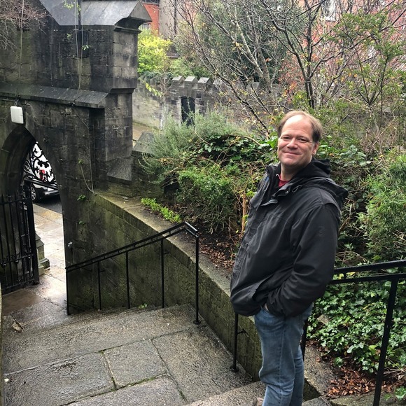 Meet your Posher, Alec - Picture 1 of 1